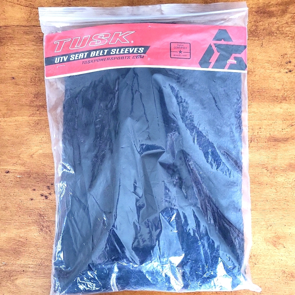 Utv seat belt sleeves
